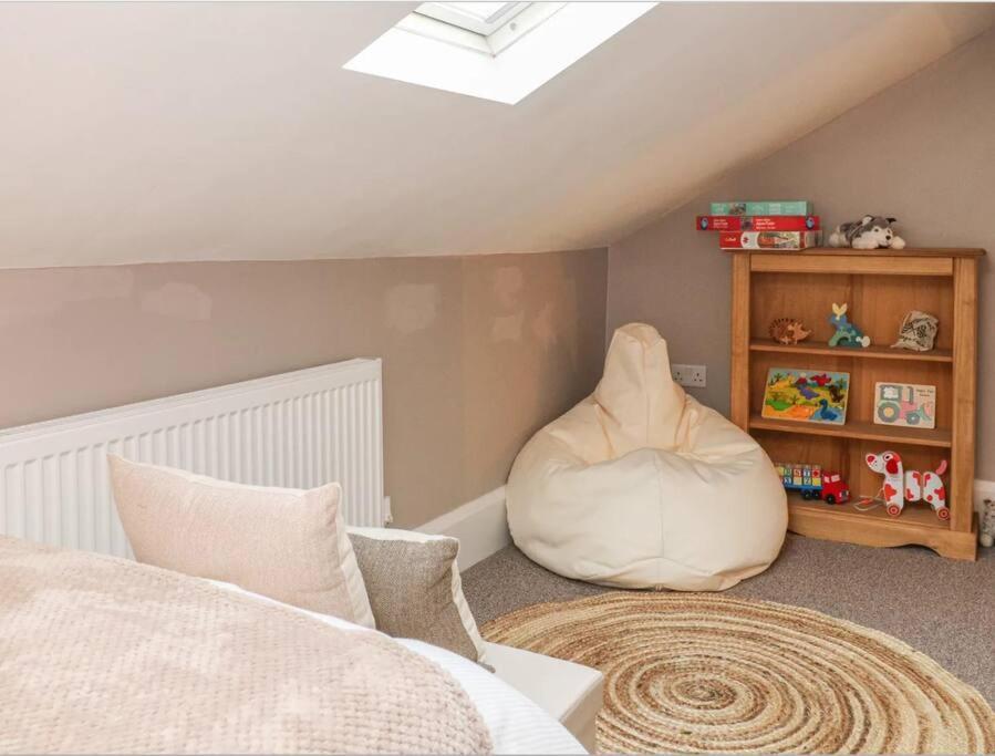 Holiday home Happy Feet Cottage, Sleeps 6